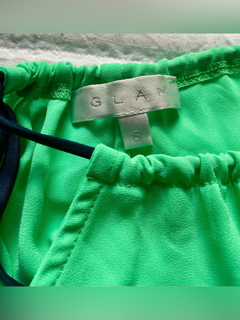 Vintage Glam Bright Green & Navy Halter Tank with Navy Side Tie Size S - Picture 3 of 5